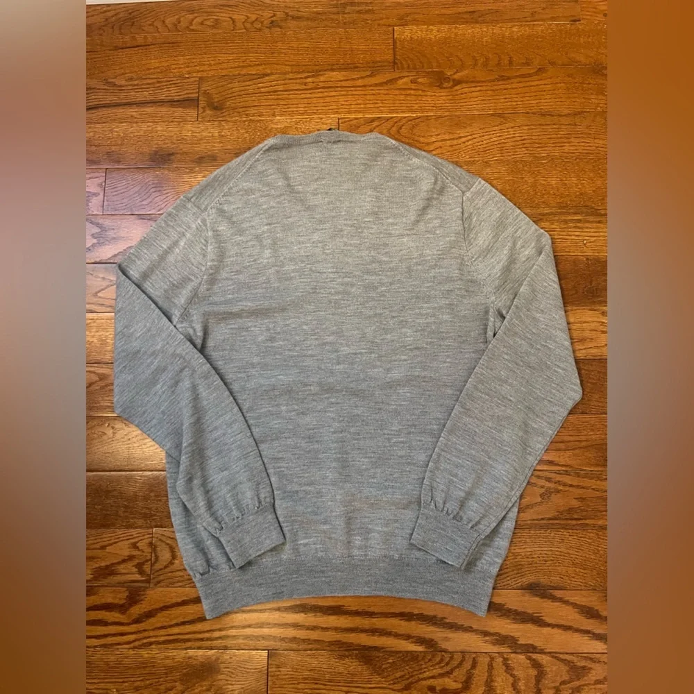J. Crew Long Sleeve Merino Wool V-Neck Sweater Slim Fit Gray Men's Sz XL